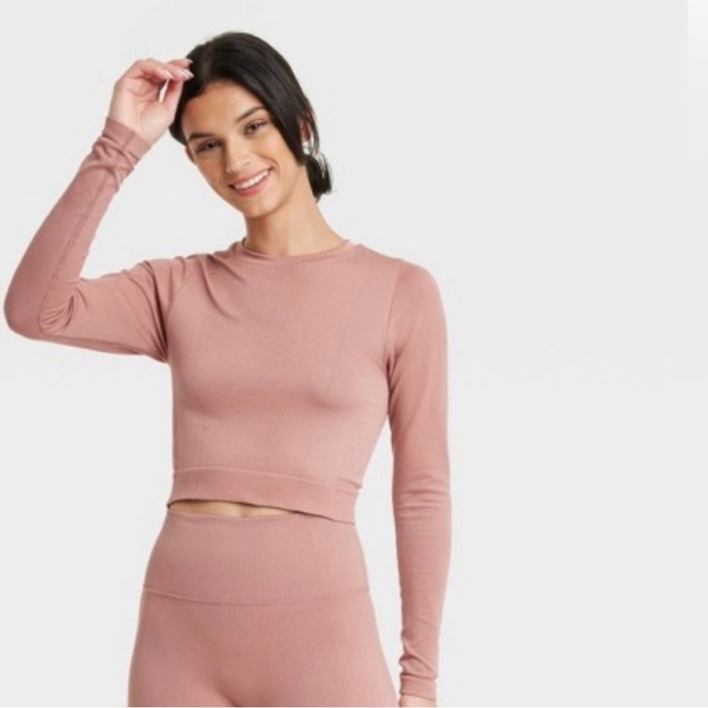 All in Motion Clay Pink Long Sleeve Crop Top